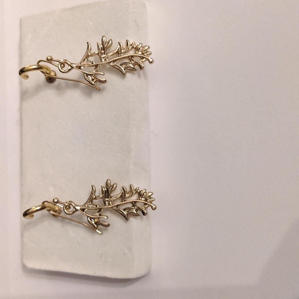 Earrings - Picture 4 of 6
